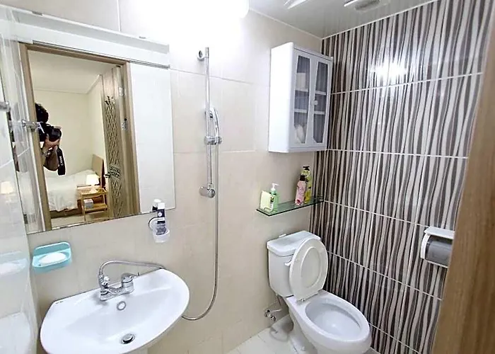 #503 Clean 3min Ehwa Univ. Yonsei Univ Seogang Hotel Seúl