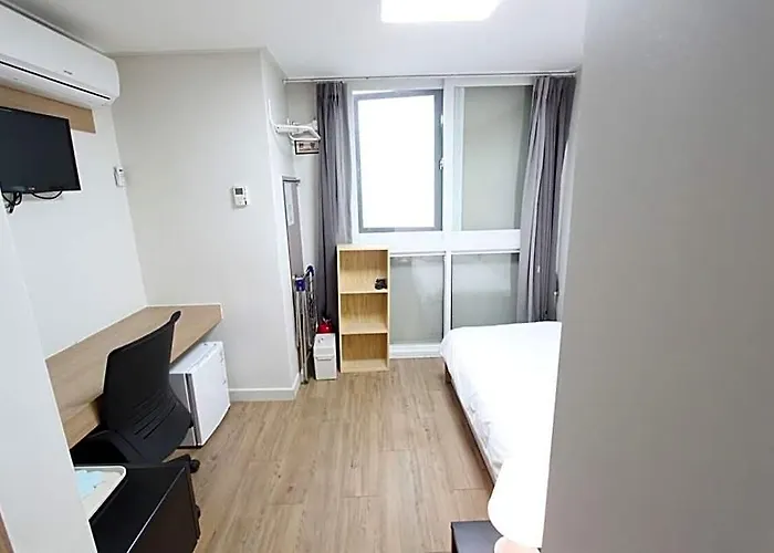 #503 Clean 3min Ehwa Univ. Yonsei Univ Seogang Hotel Seúl